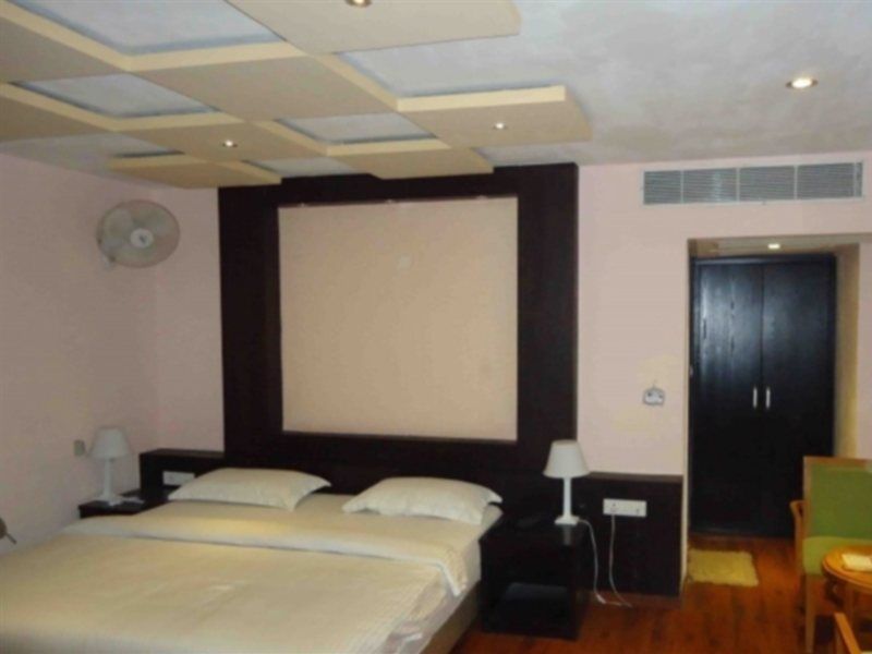 Jp Inn Hotel Nueva Delhi Exterior foto